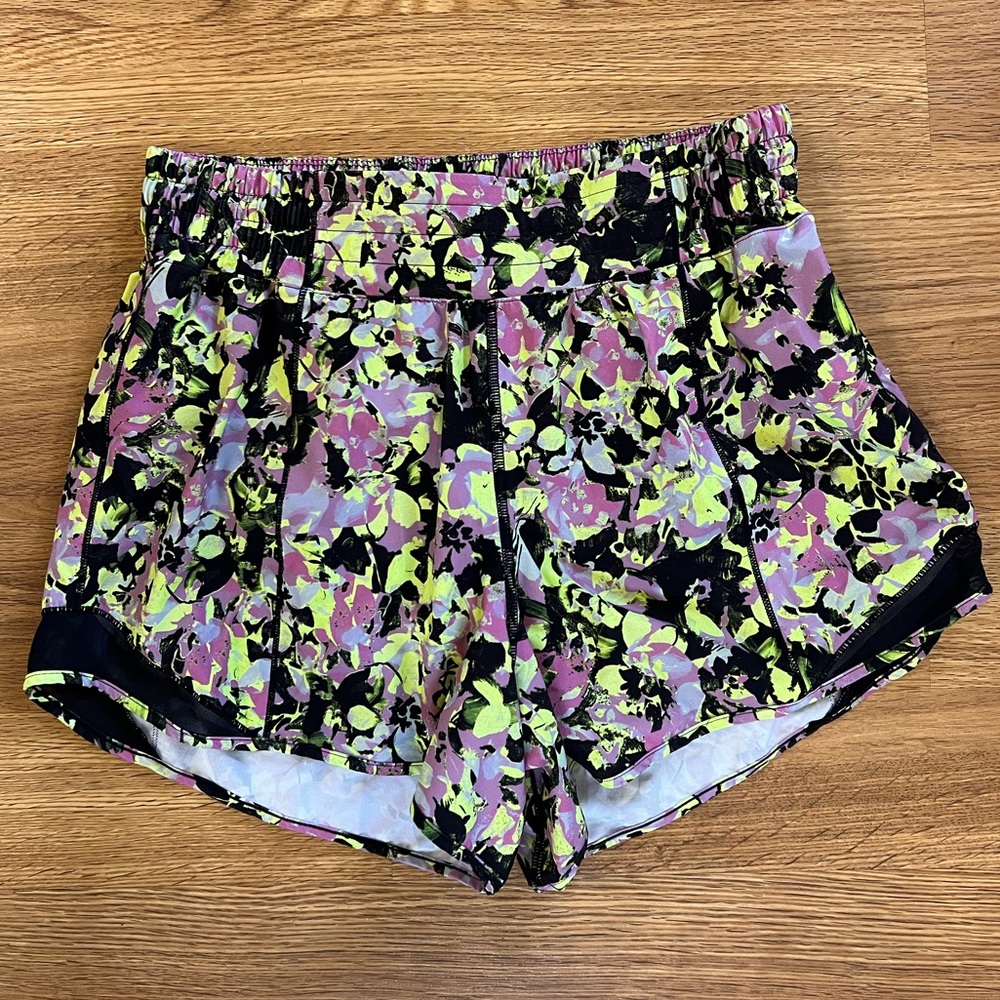 LULULEMON Hotty Hot 4” high rise shorts, size 8